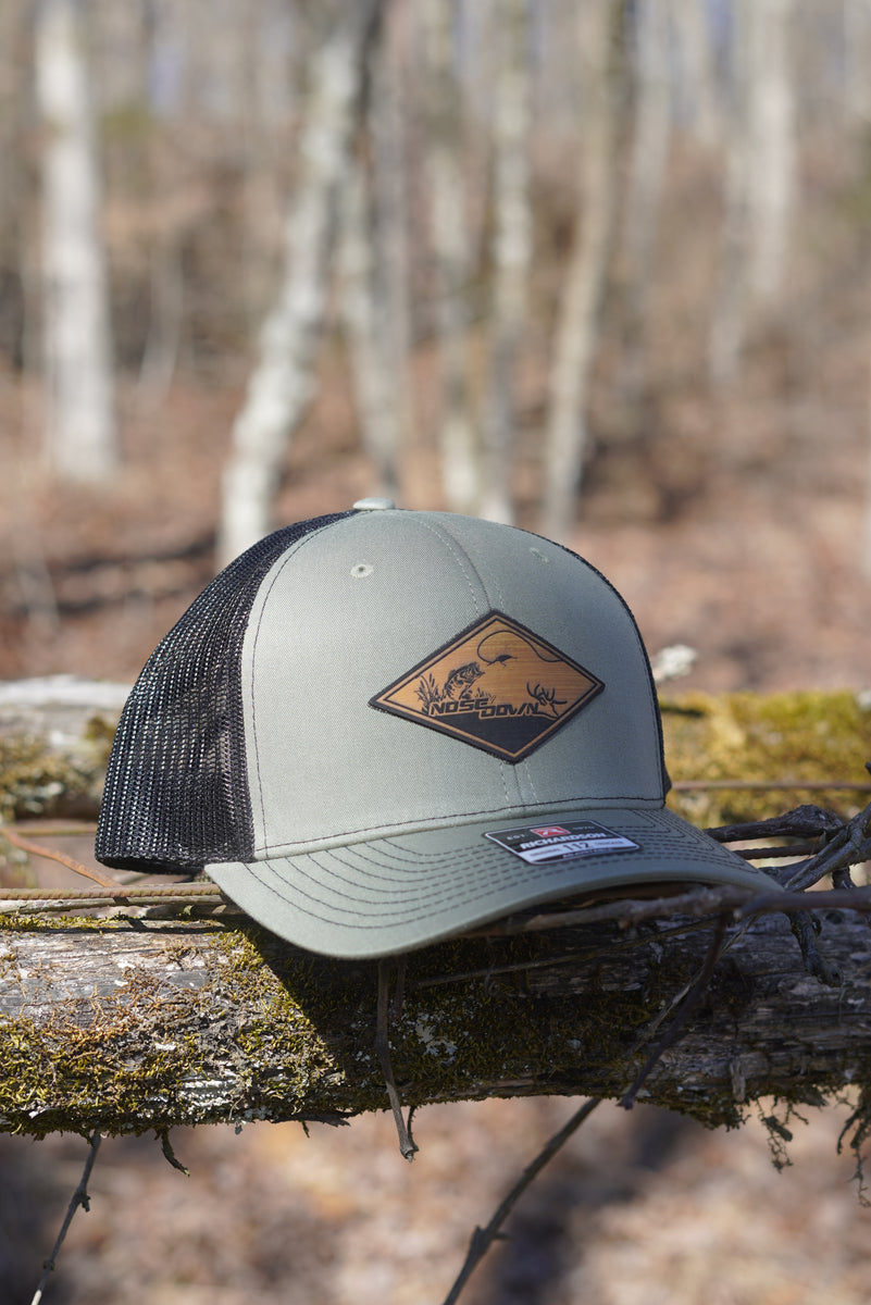 Lucky Fishing Hat 112 – Nose Down Deer Scents