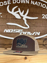 Load image into Gallery viewer, Thunder Chicken 7 Panel