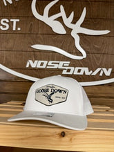 Load image into Gallery viewer, Goose Trucker