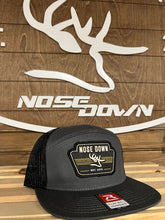 Load image into Gallery viewer, Vintage Black Woven 7 Panel